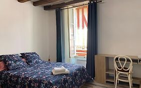 Charmant Appartement - Centre Cite Plantagenet!!!